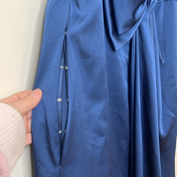 BCBGMaxAzria | Midnight Blue Satin Corset Bow Strapless Prom Wedding Dress 10 - Picture 10 of 17